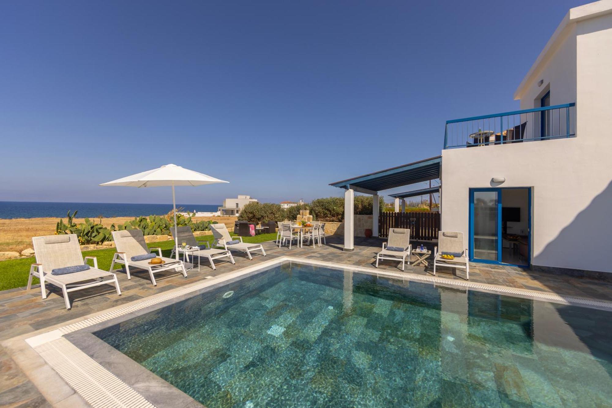 Diana Seaside Villas Pomos Bagian luar foto