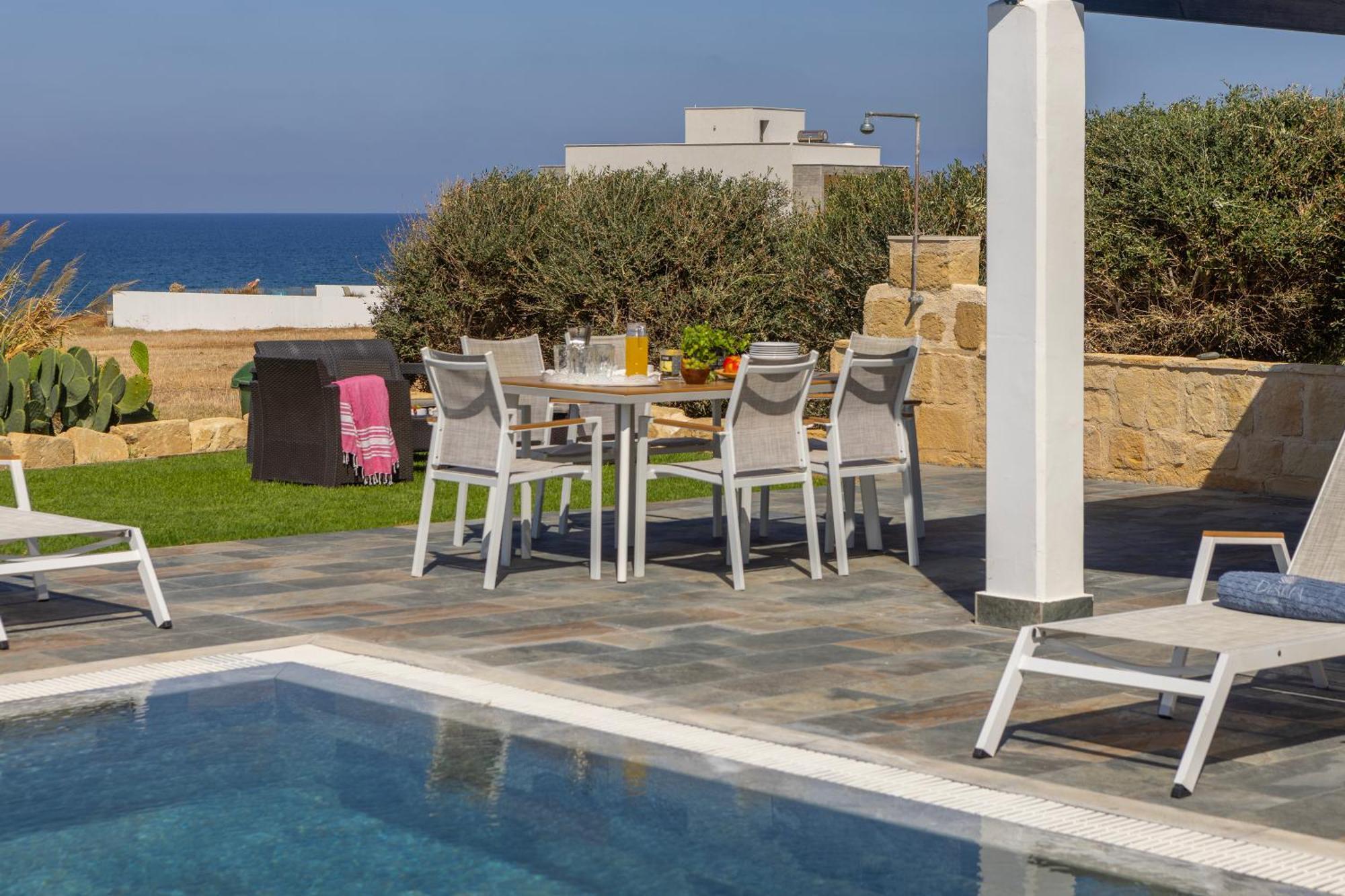 Diana Seaside Villas Pomos Bagian luar foto