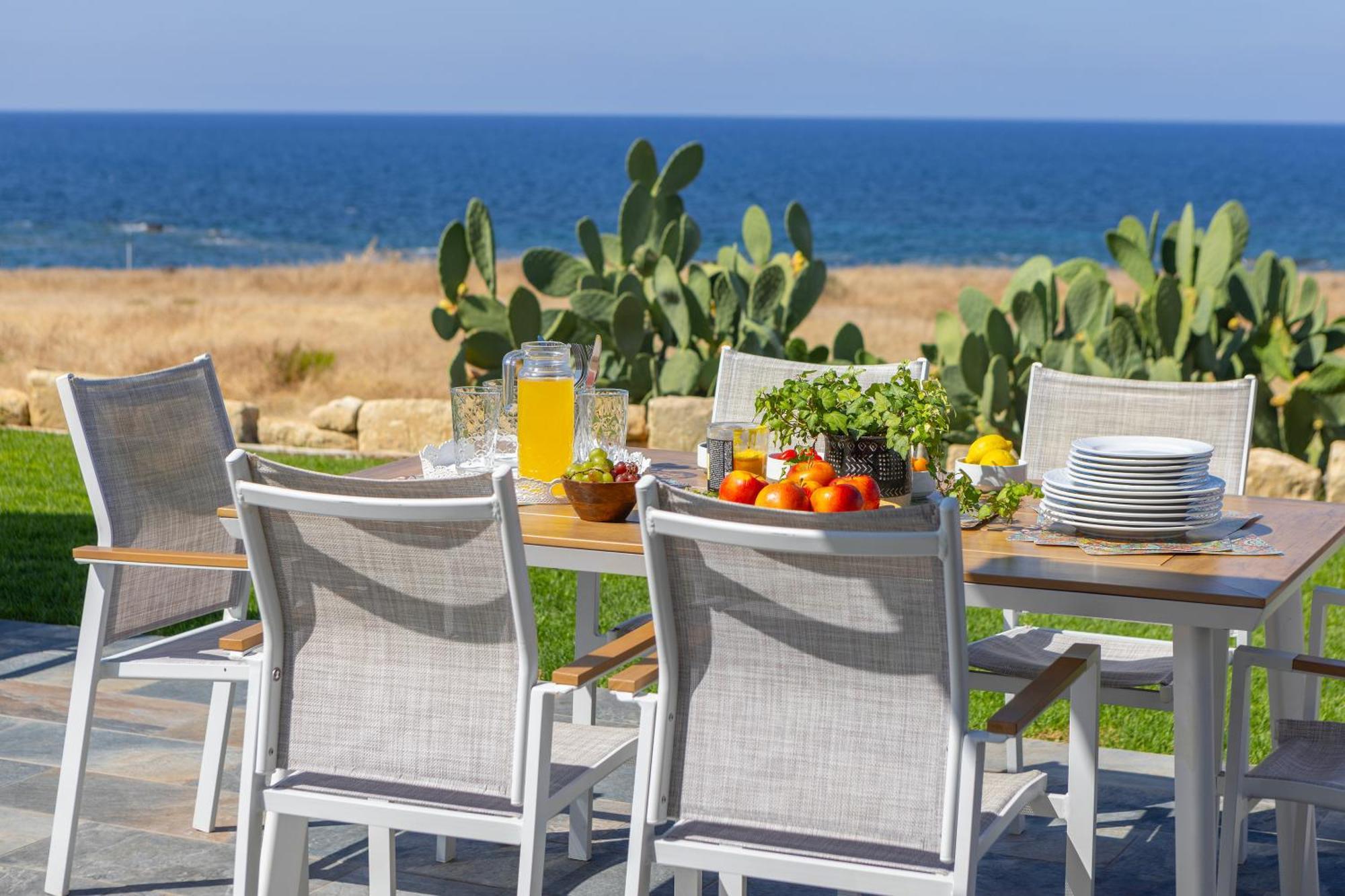 Diana Seaside Villas Pomos Bagian luar foto
