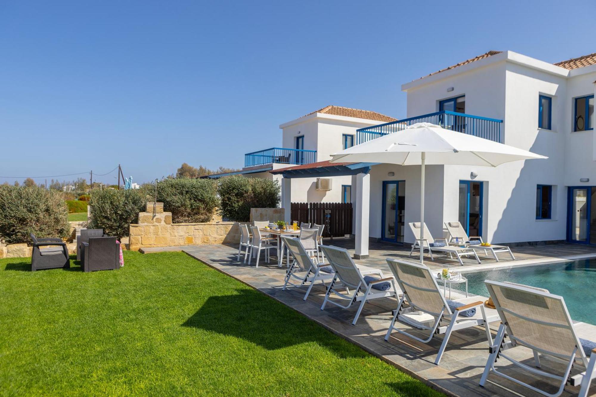 Diana Seaside Villas Pomos Bagian luar foto