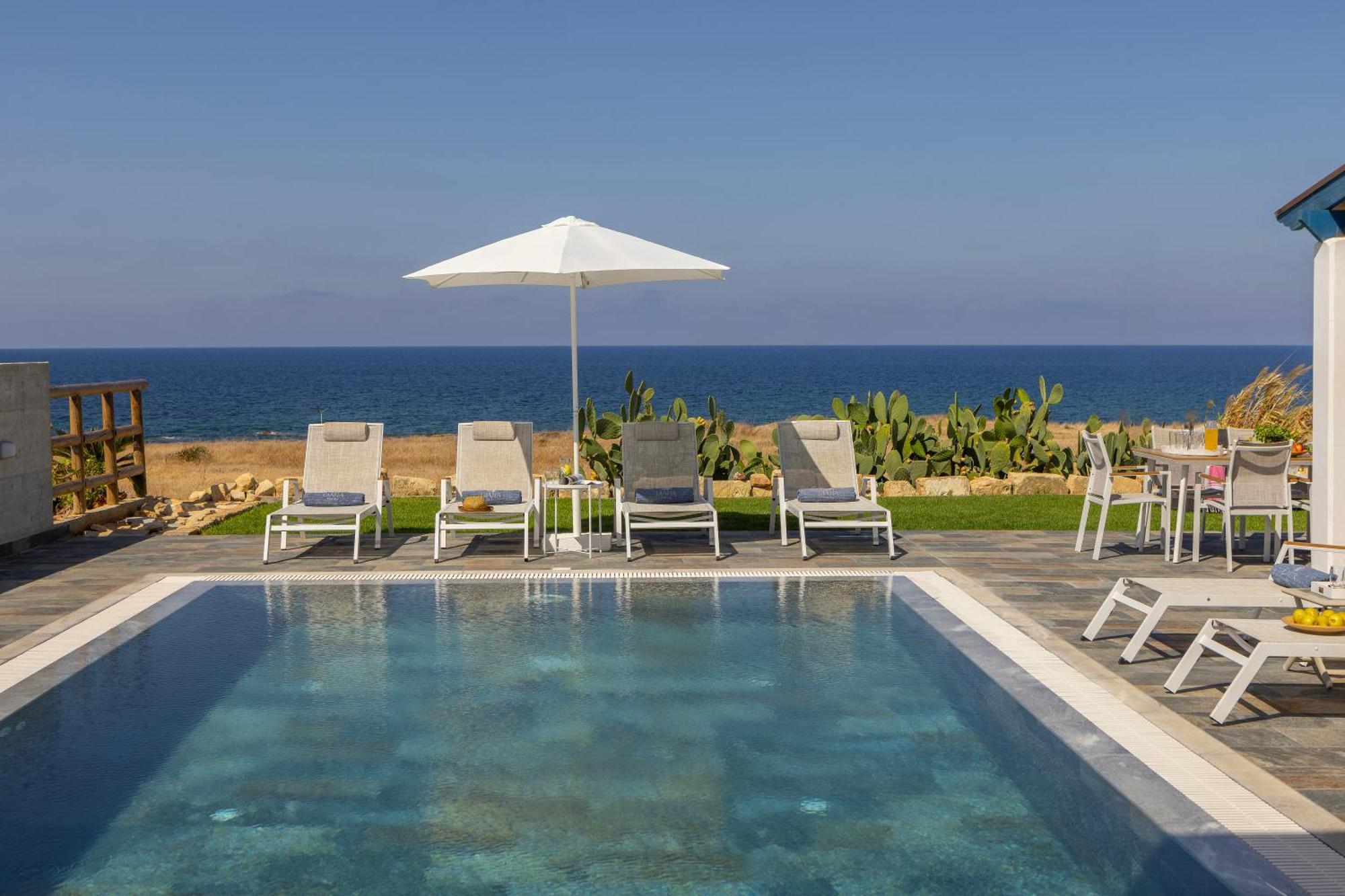 Diana Seaside Villas Pomos Bagian luar foto