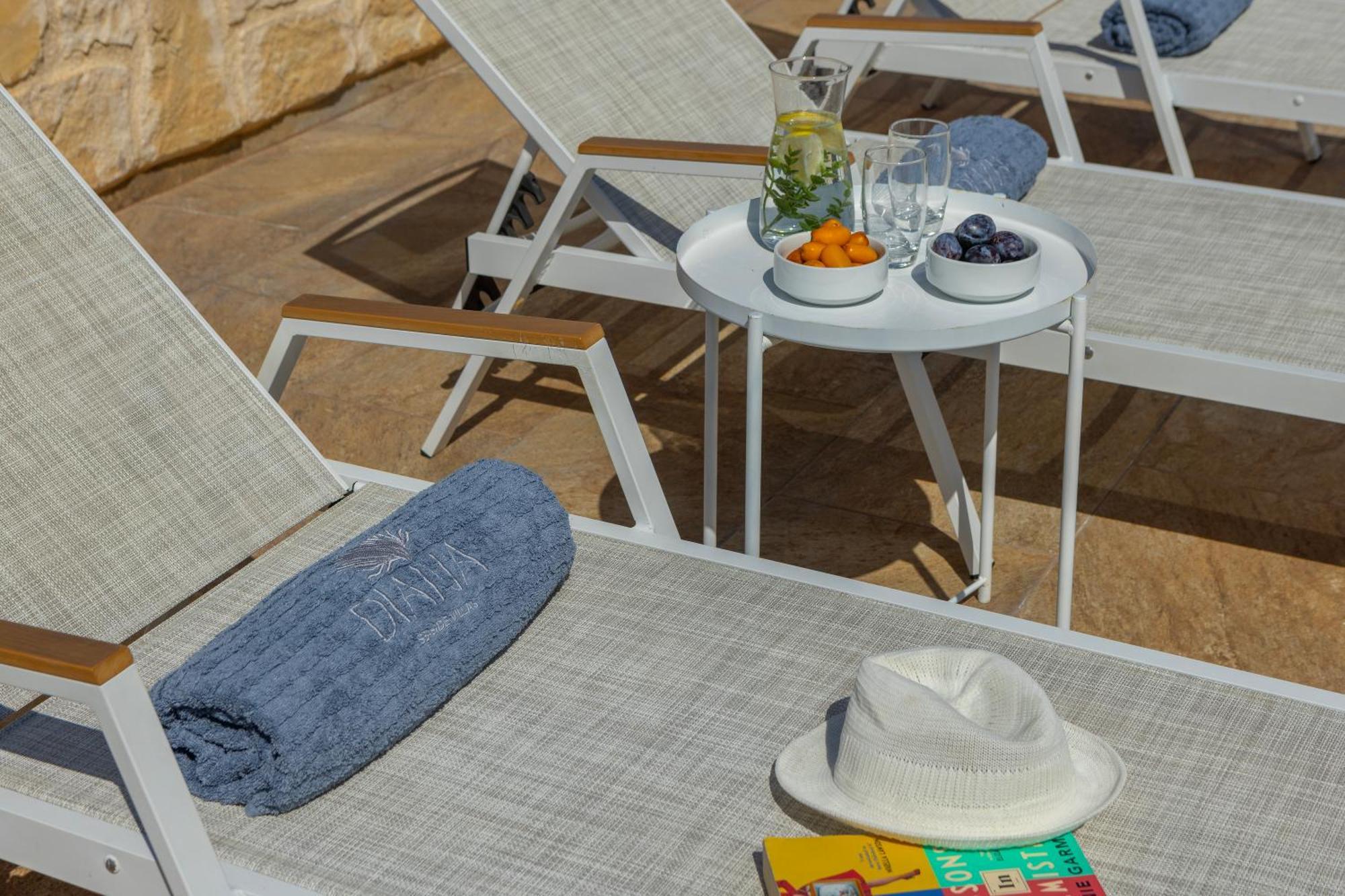 Diana Seaside Villas Pomos Bagian luar foto