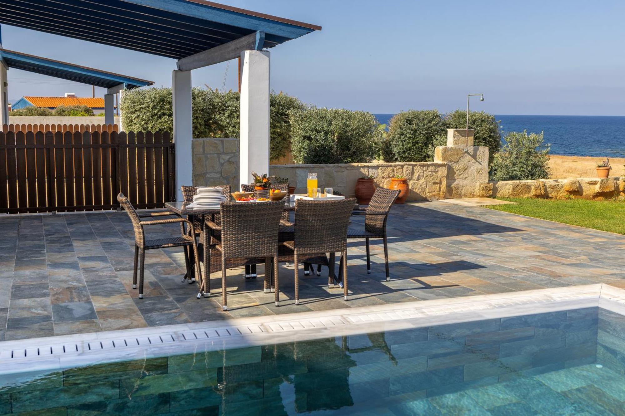 Diana Seaside Villas Pomos Bagian luar foto
