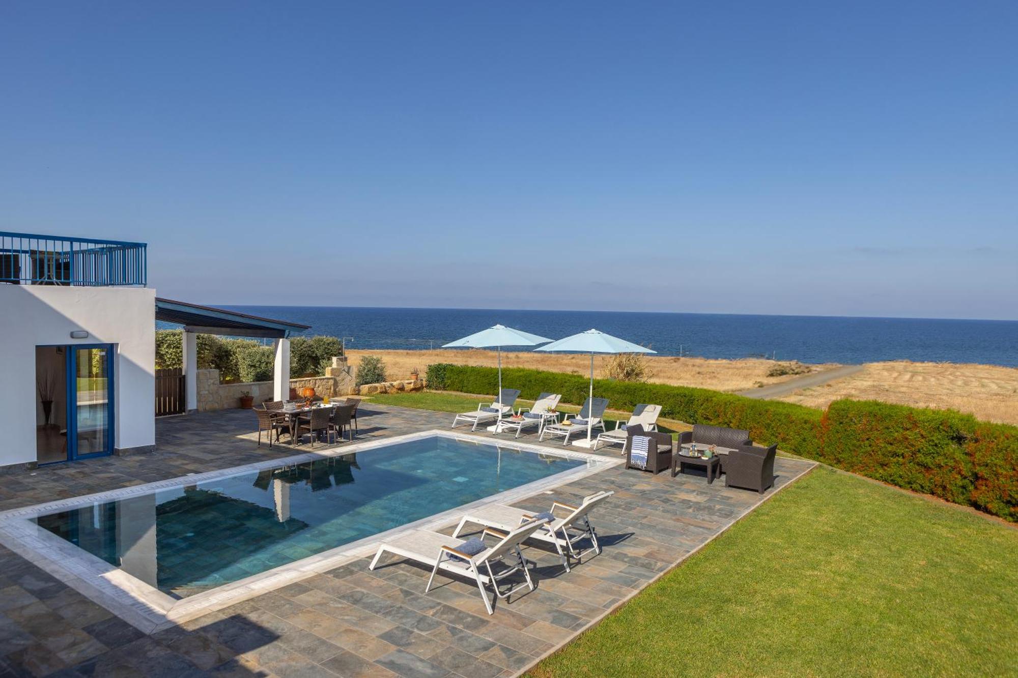 Diana Seaside Villas Pomos Bagian luar foto