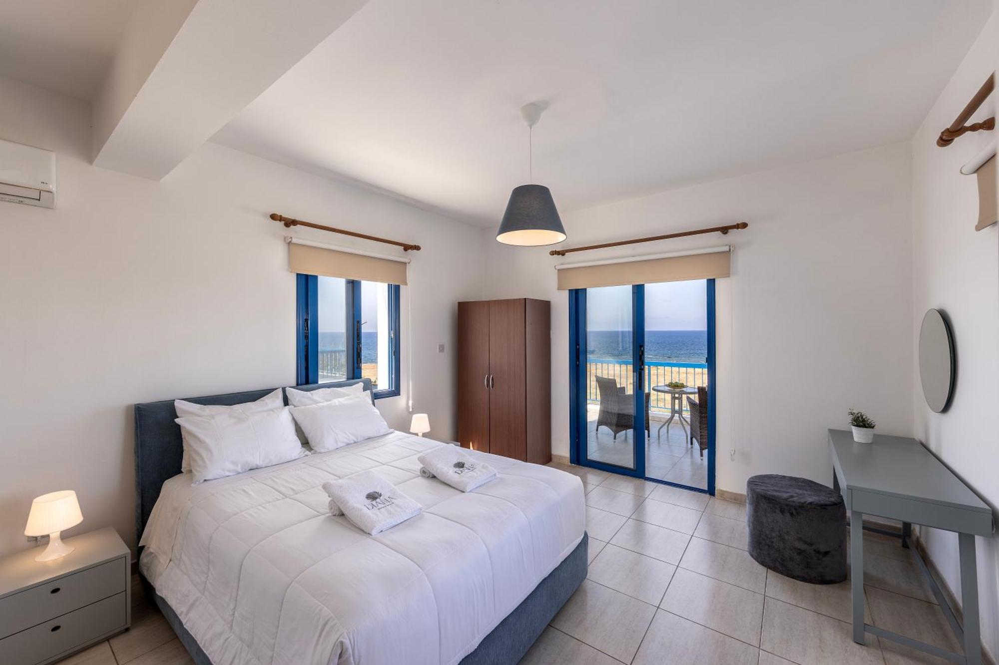 Diana Seaside Villas Pomos Bagian luar foto